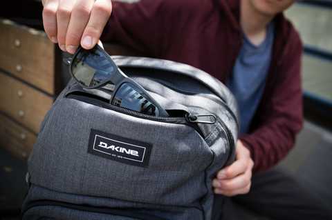 Dakine campus outlet dlx