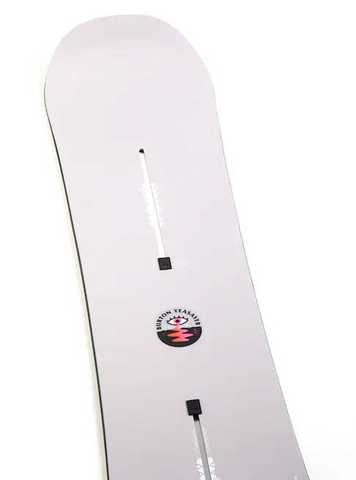 BURTON 107081 YEASAYER FV 2021